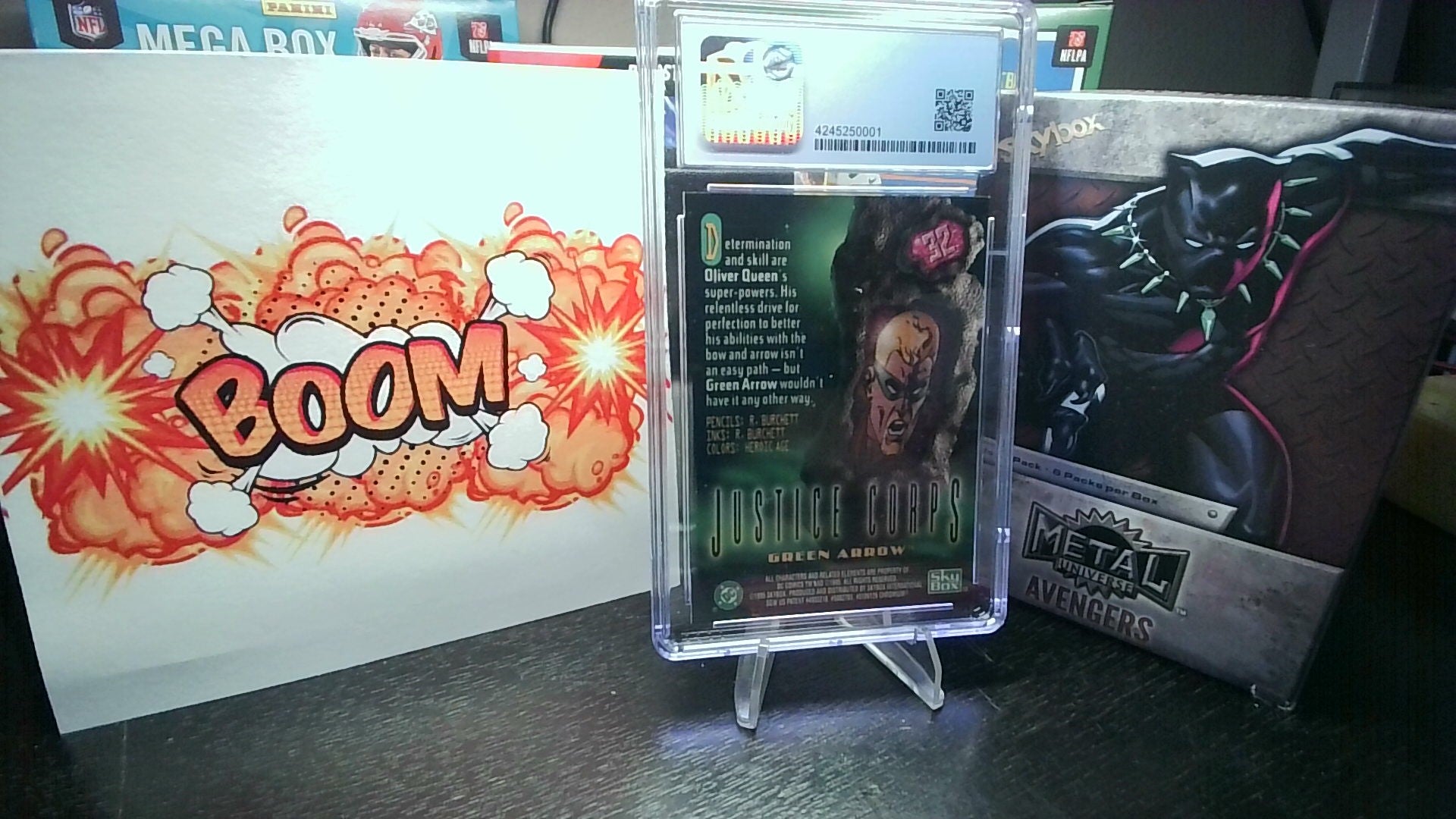 1995 Skybox Green Arrow #32 DC Legends Power Chrome CGC 8