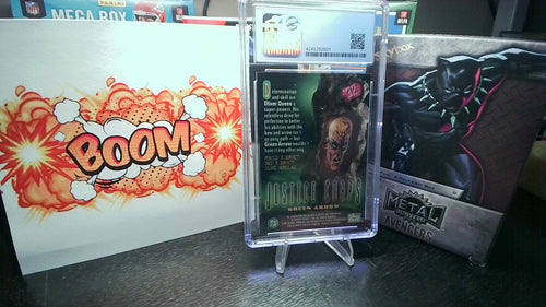 1995 Skybox Green Arrow #32 DC Legends Power Chrome CGC 8