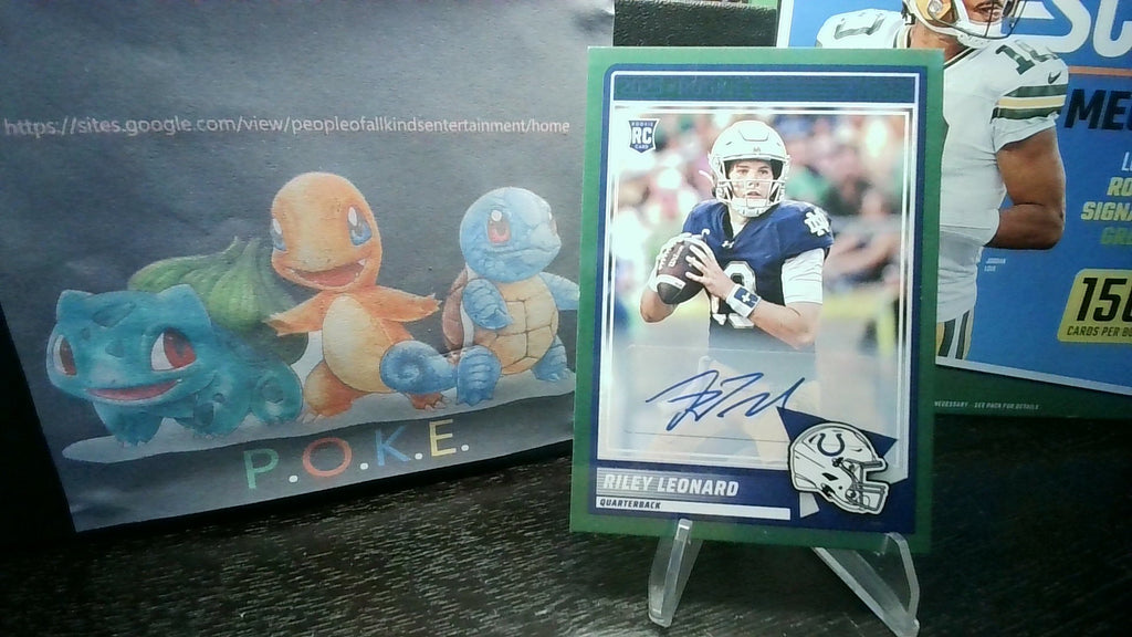2025 Score Riley Leonard #9 Green Auto Rookie